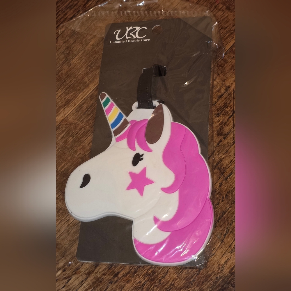Unicorn Luggage Tag with Pink Mane and Rainbow Horn